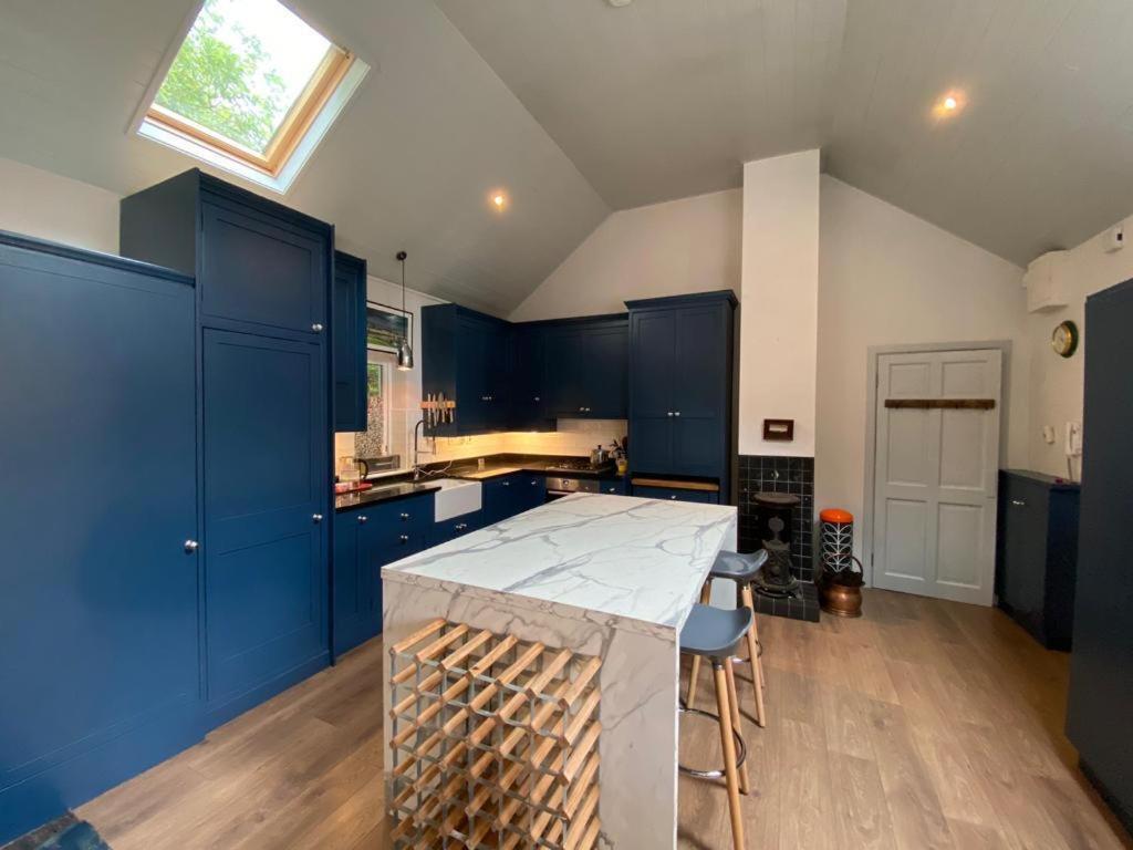 Gem In Connemara Flat Apartment Oughterard Luaran gambar